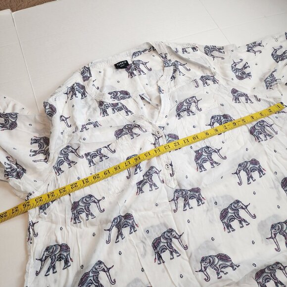 Torrid women 3 / 3X Harper Challis Elephant Print top blouse shirt - Picture 12 of 12